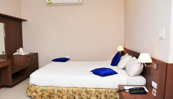 Hotel India Boarding & Lodging, Bhopal 3